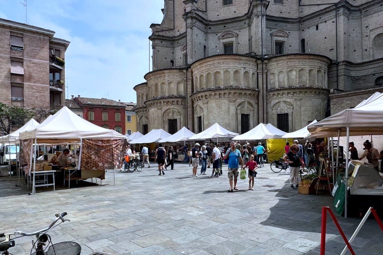 mercato lacorte parma 768x511